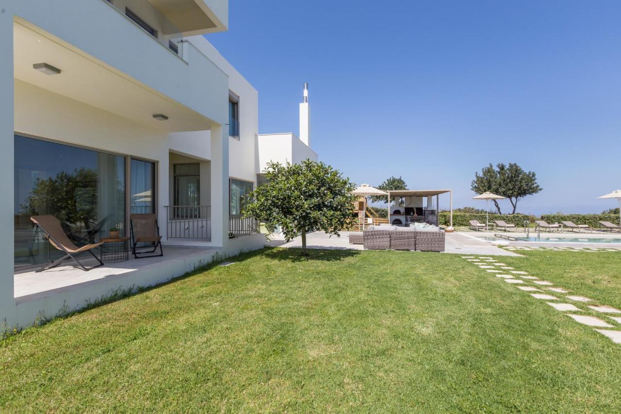 Lux Villa Mia With Heated Pool, 2Km To Beach & Childrens Area! Mikro Metochi Екстериор снимка