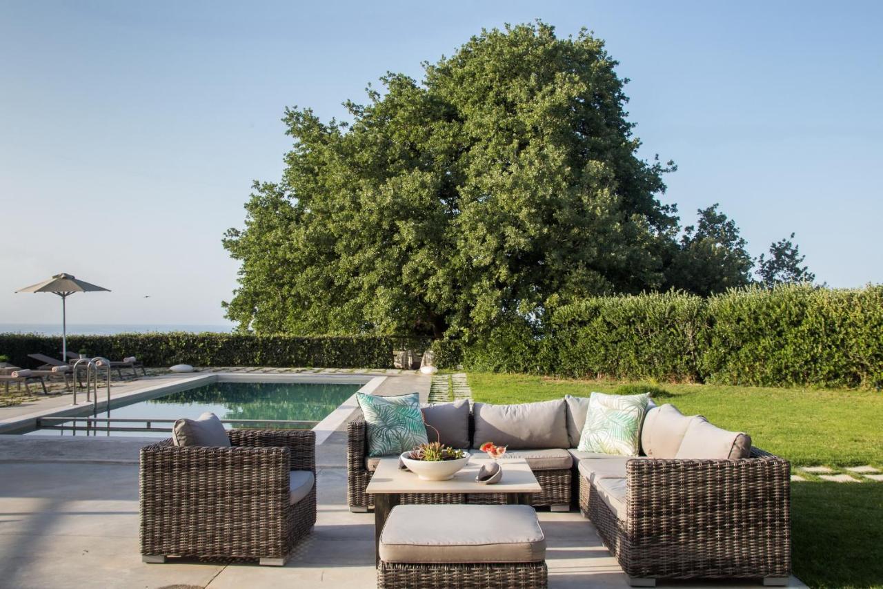 Lux Villa Mia With Heated Pool, 2Km To Beach & Childrens Area! Mikro Metochi Екстериор снимка