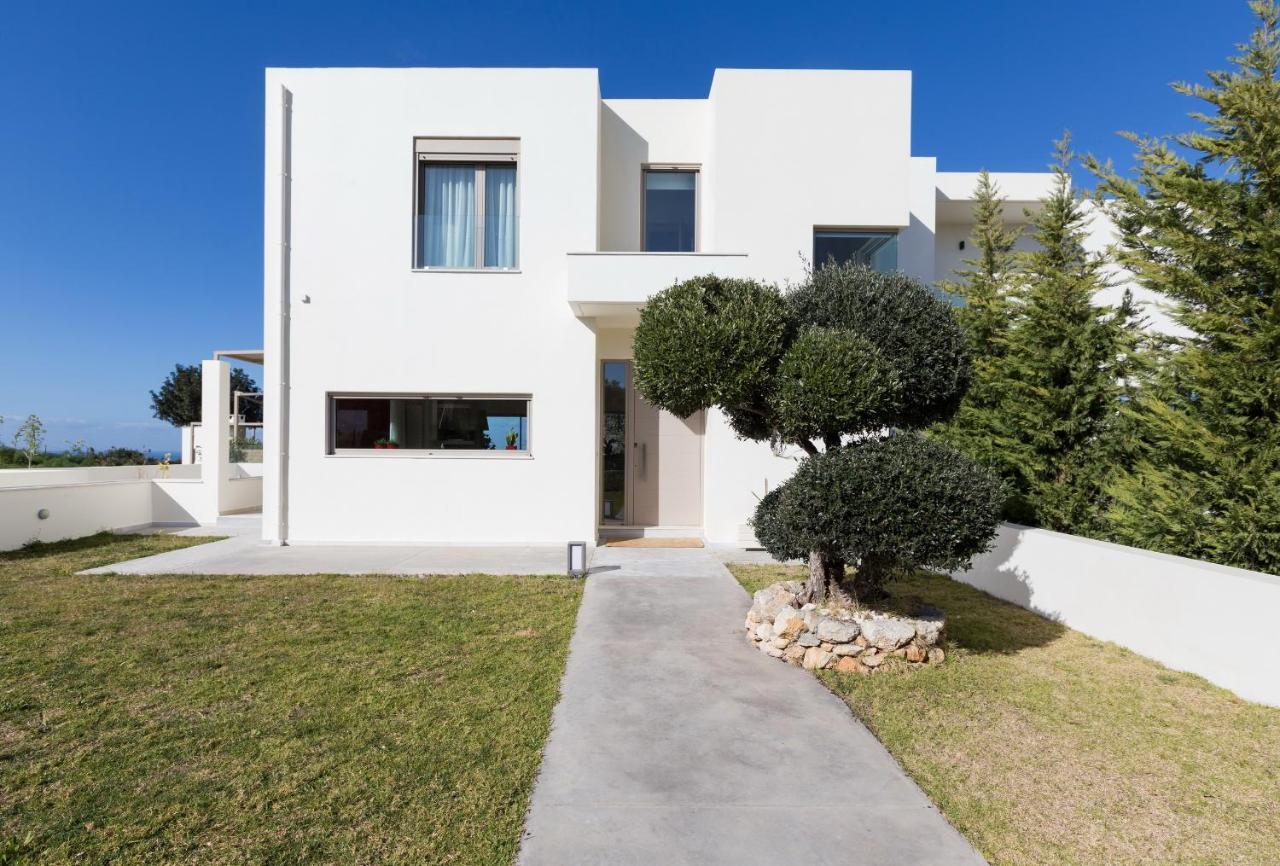 Lux Villa Mia With Heated Pool, 2Km To Beach & Childrens Area! Mikro Metochi Екстериор снимка