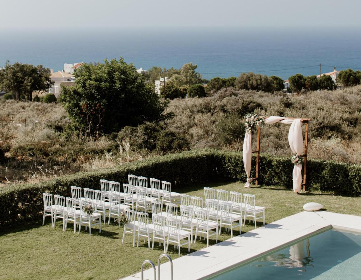 Lux Villa Mia With Heated Pool, 2Km To Beach & Childrens Area! Mikro Metochi Екстериор снимка
