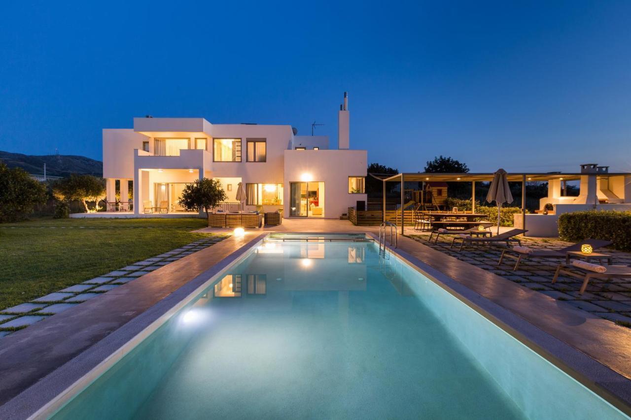 Lux Villa Mia With Heated Pool, 2Km To Beach & Childrens Area! Mikro Metochi Екстериор снимка